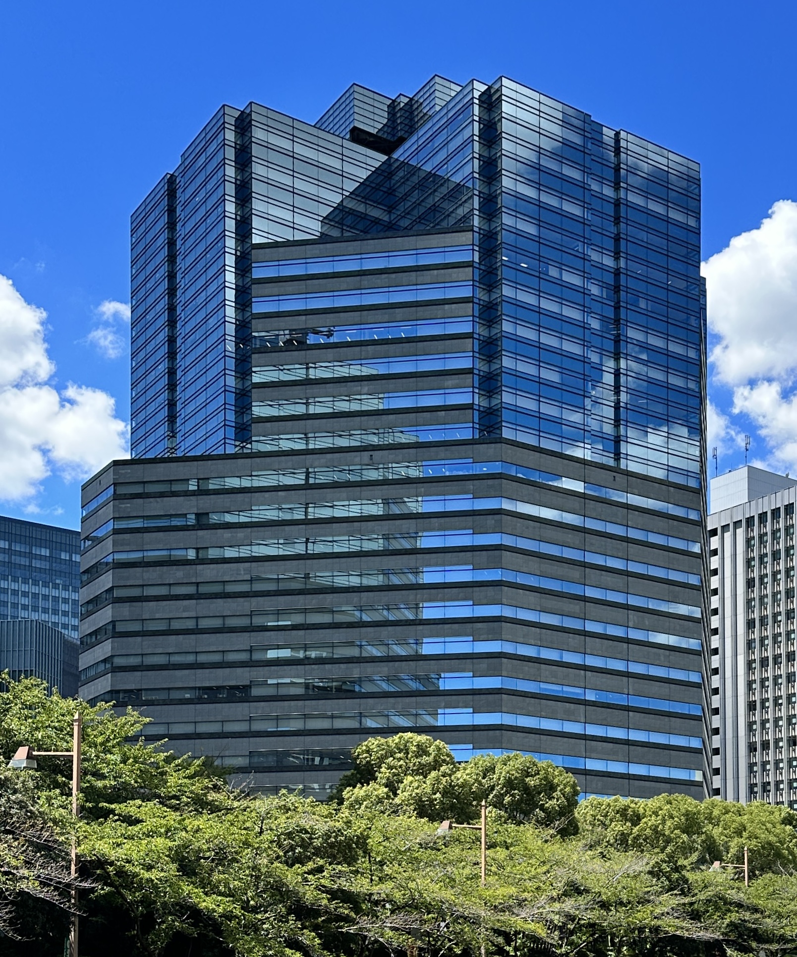 Imagem de referência de Sanrio, descrito nos dados abertos como empresa japonesa,criadora da Hello Kitty