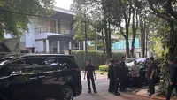 Jenazah Guruh Soekarnoputra Tiba di Rumah Duka, Elite PDIP Hadir