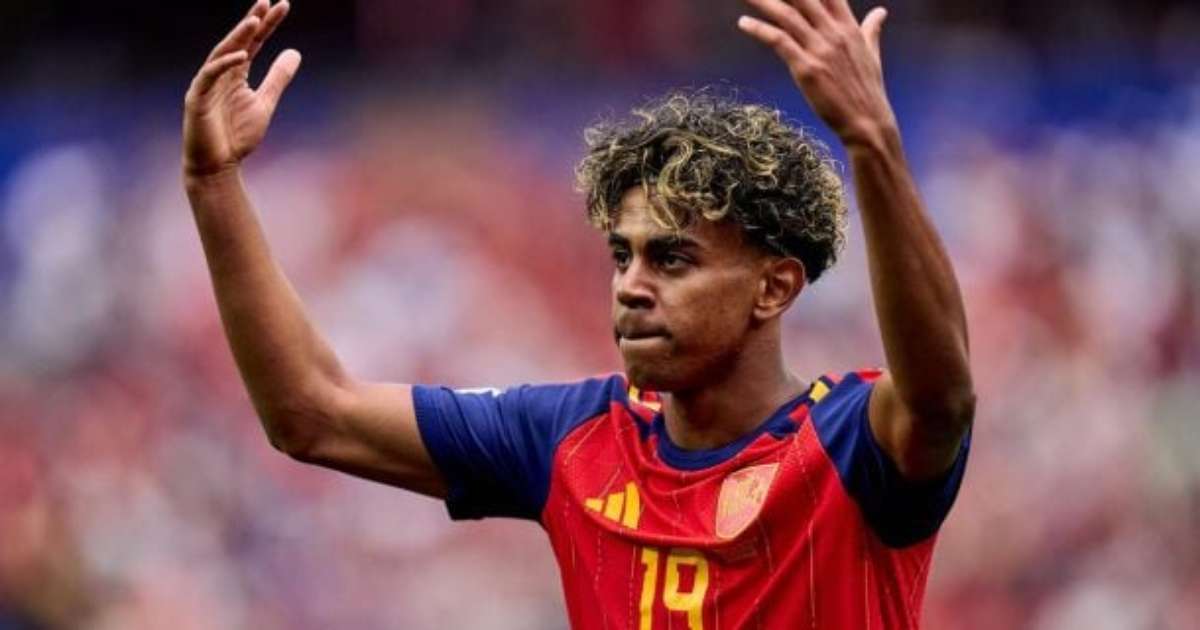 Yamal exalta Mbappé, mas reivindica Bola de Ouro: "Por tudo que ganhei"