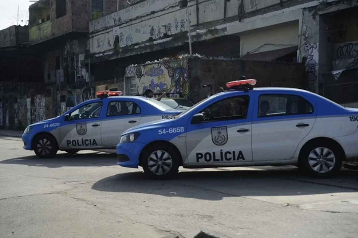 Imagem da matéria: PMs presos por vender escolta privada chamavam comerciantes de “padrinhos”