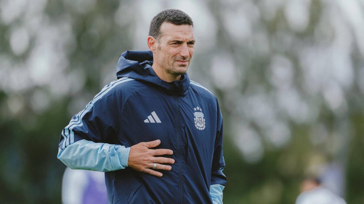 Luego de la final perdida contra España, el entrenador había planteado un escenario de dudas respecto a su continuidad luego de diciembre