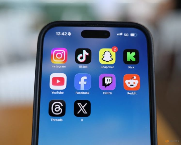 O primeiro-ministro australiano busca apoio das grandes empresas de tecnologia para a segurança na internet e regras sobre IA