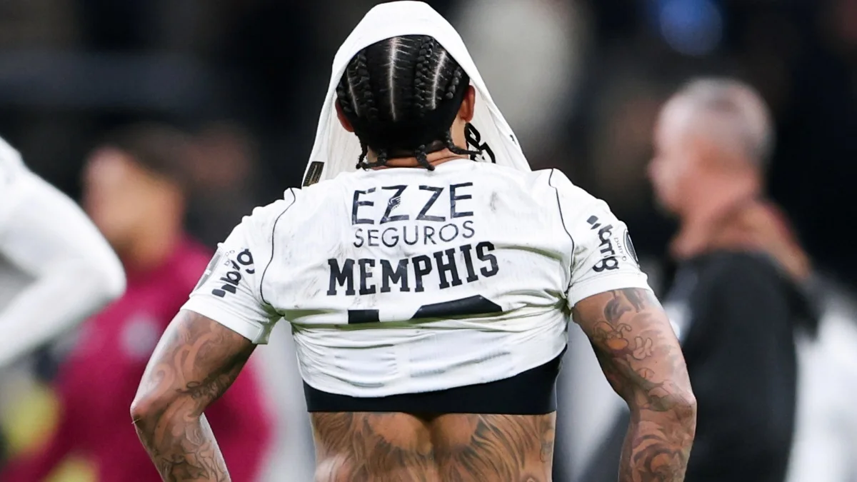 Marcelo Paz defende Memphis após pênalti perdido "Só perde quem bate"