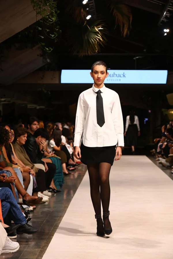 Louback, Sun Rose e George Azevedo levam moda autoral ao Metrópoles Catwalk