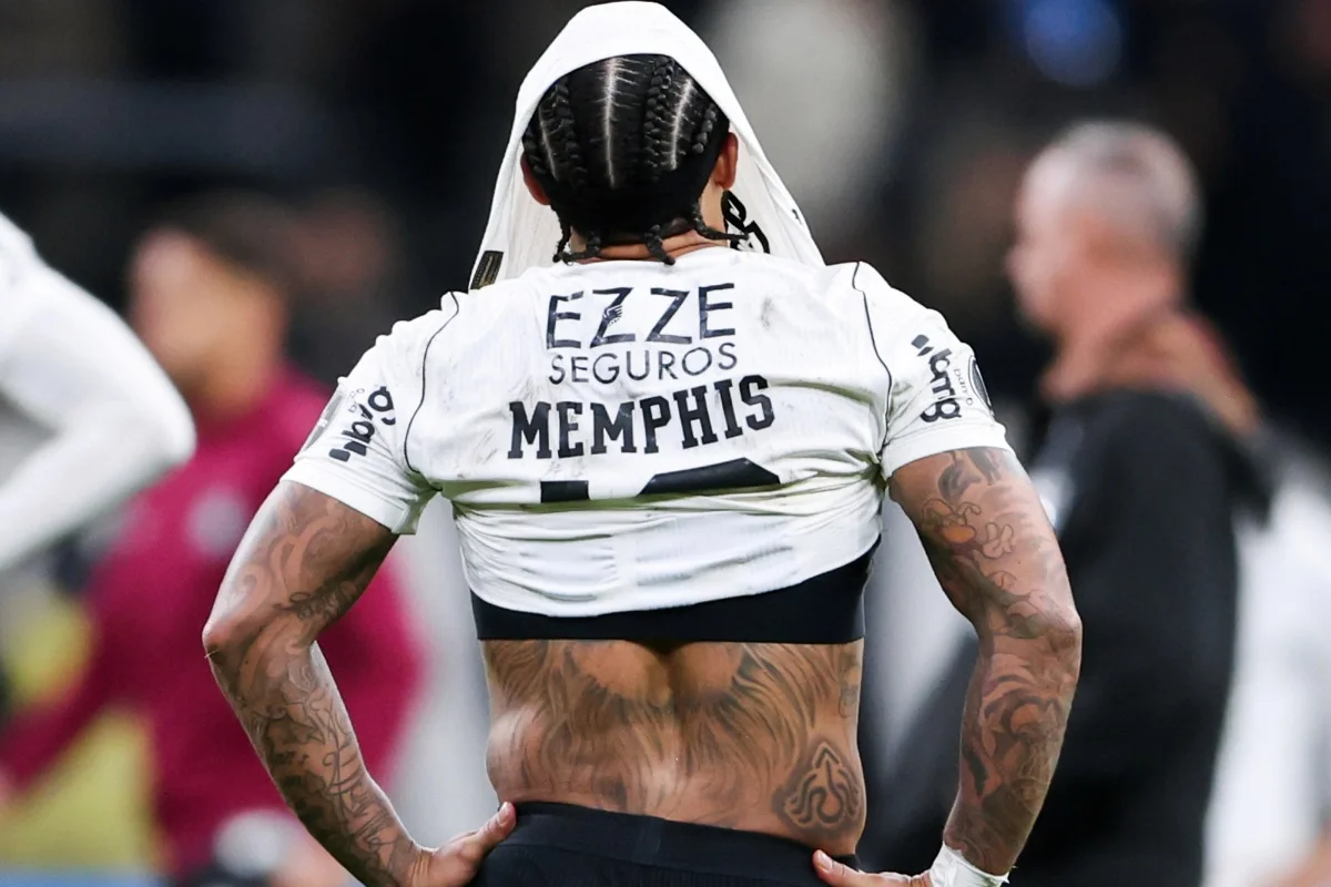 Marcelo Paz defende Memphis após pênalti perdido "Só perde quem bate"
