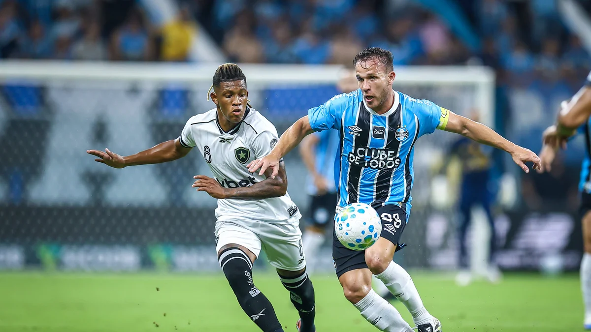 Botafogo e Grêmio se enfrentam nesta quarta em jogo atrasado do Brasileirão