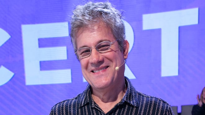 Aluísio Junior perde tudo no Desafio Final, menos a piada: ‘Saí com uma mão na frente e a outra atrás’