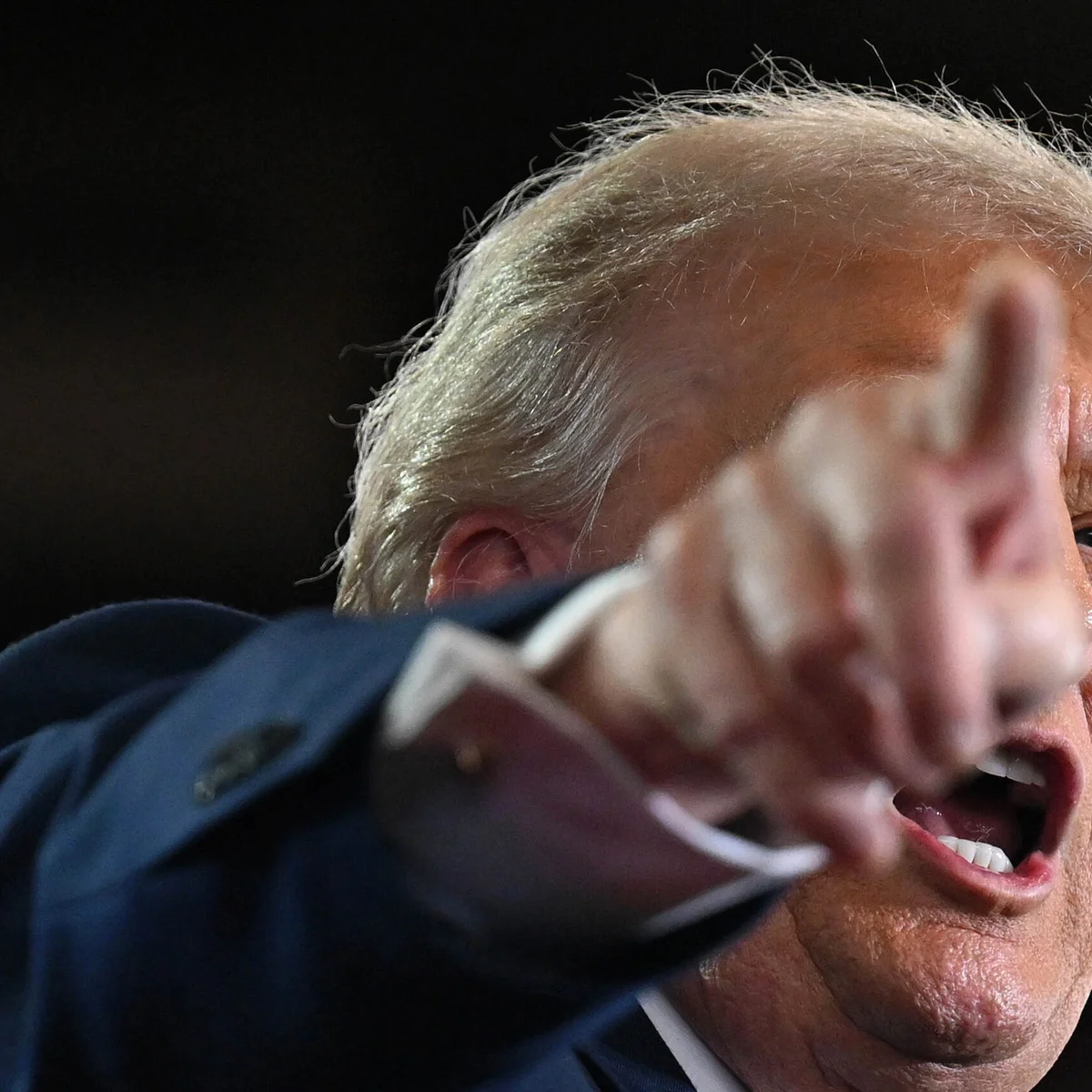 Trump volta a falar em pagar R$ 25 mil por adulto caso republicanos vençam