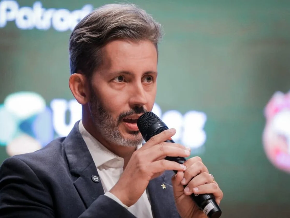 Grass assina carta de compromisso pela transparência e controle social