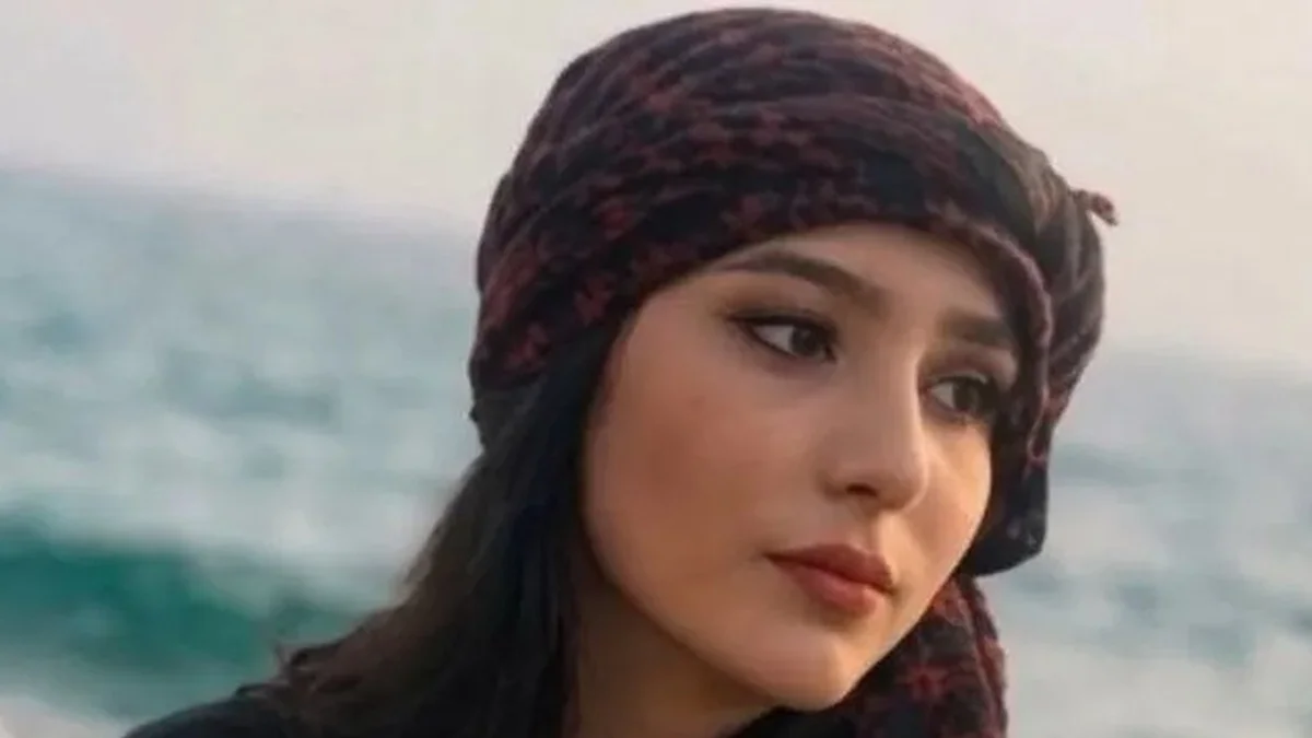 Mulher de 23 anos é condenada à morte no Irã após post nas redes sociais