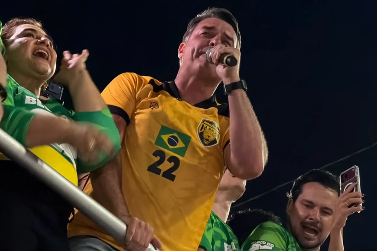 Às vésperas do 2º turno, Flávio ajusta discurso e tenta evitar abstenção