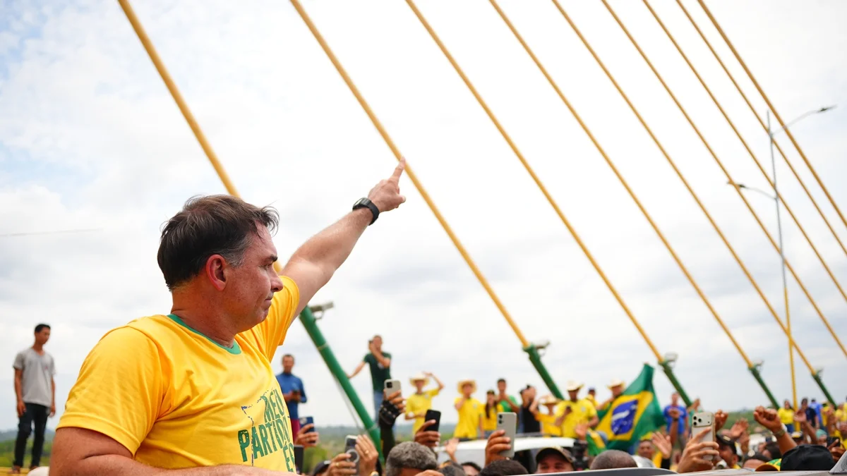 Flávio faz motocarreata em Marabá e diz que Lula quer “se vingar” do Pará
