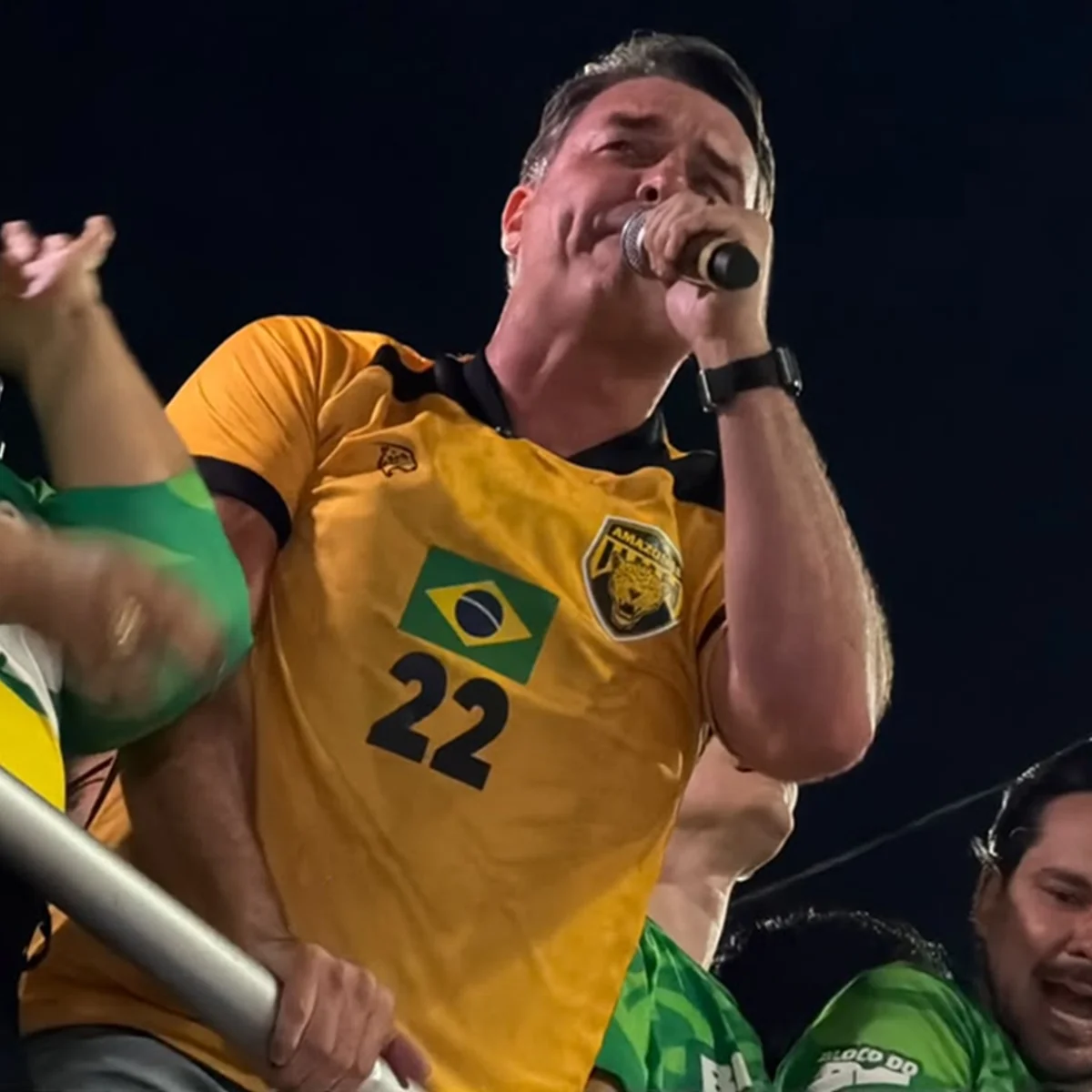 Às vésperas do 2º turno, Flávio ajusta discurso e tenta evitar abstenção