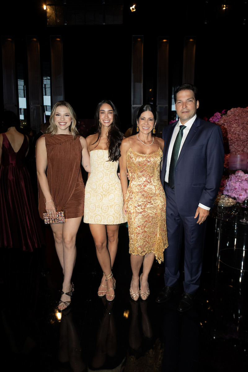 15 anos de Marita Estevão Lira agita capital federal com atrações ilustres