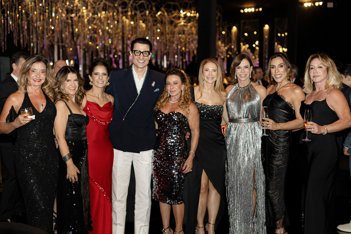 15 anos de Marita Estevão Lira agita capital federal com atrações ilustres