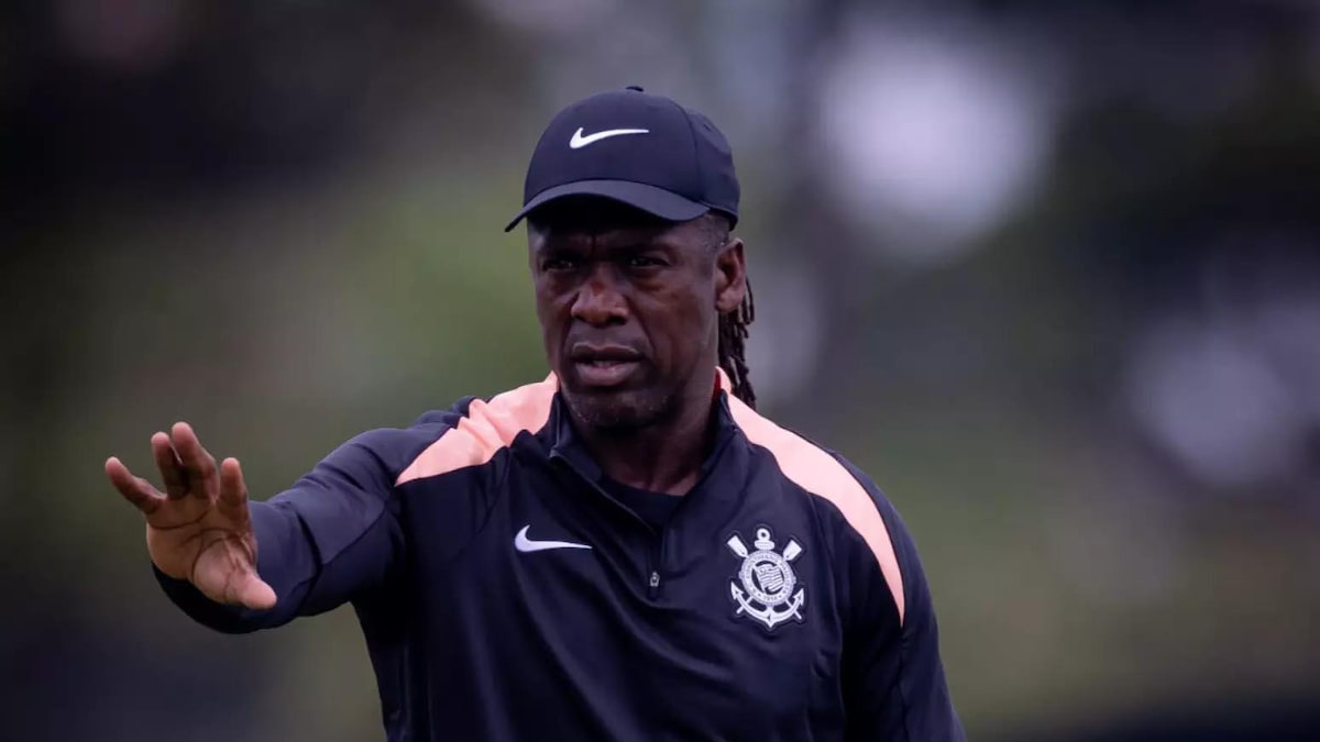 Jornal espanhol analisa situação do Corinthians: “Pânico em relação a um rebaixamento”
