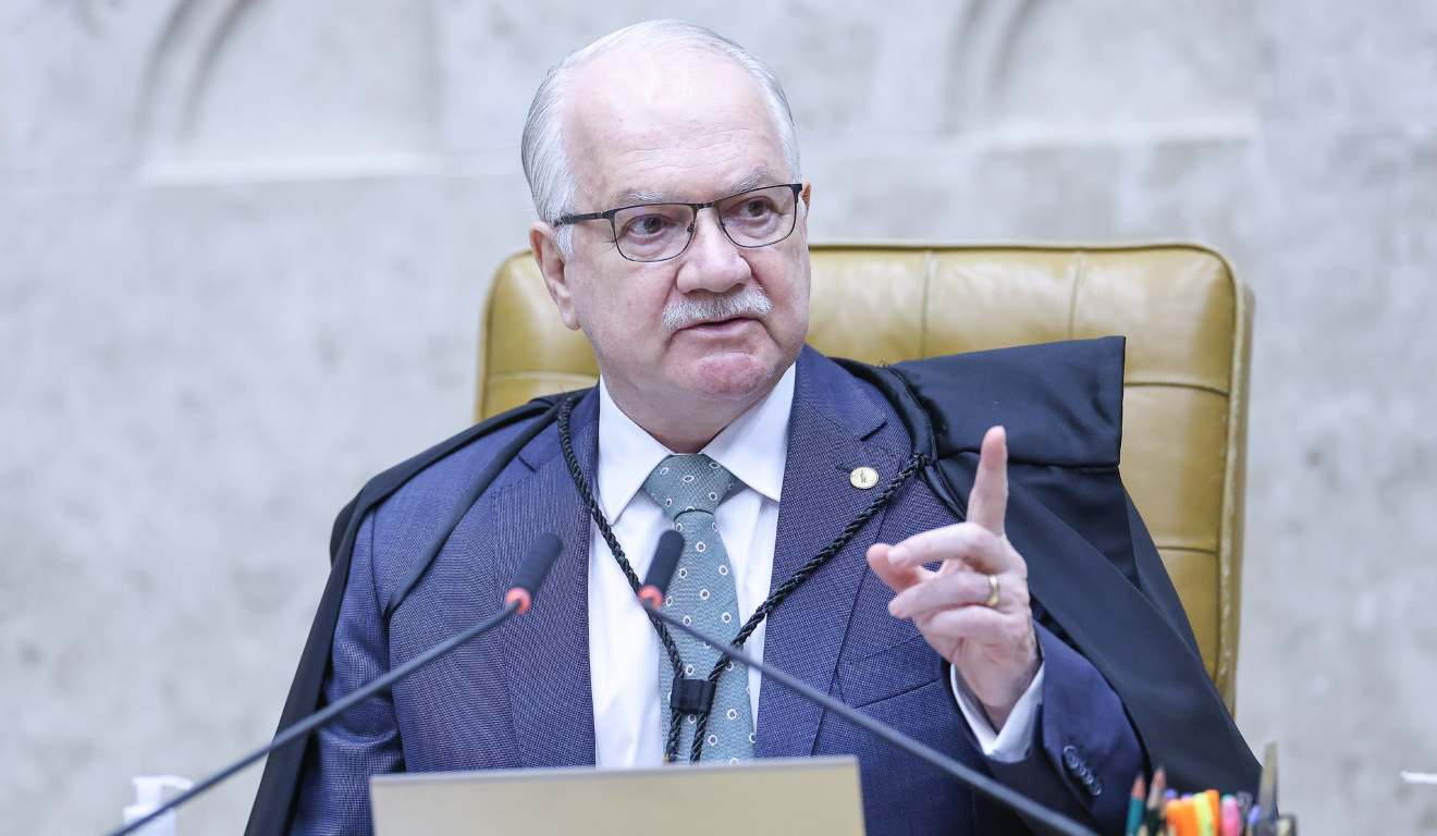 Fachin dá três horas para TSE explicar restrições a transporte eleitoral de indígenas