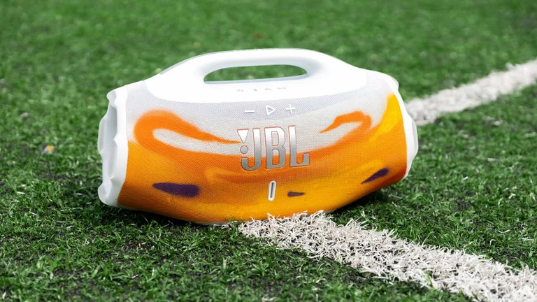 Boombox 4: quanto vale pagar na JBL grandona na Black Friday?