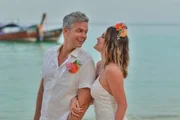 Otaviano Costa e Flávia Alessandra renovaram os votos em uma viagem romântica para a Tailândia