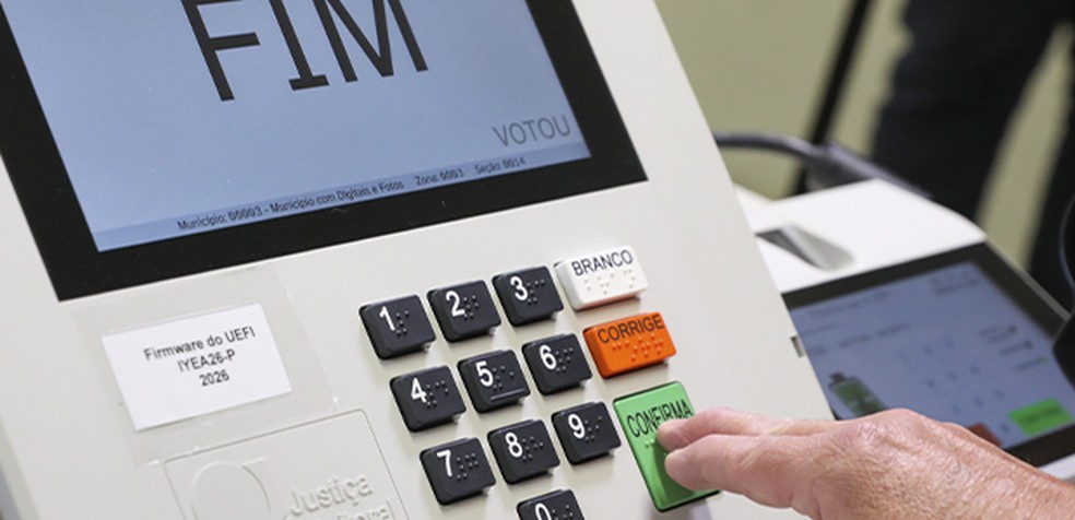 Urna eletrônica: como anular ou votar em branco nas eleições 2026