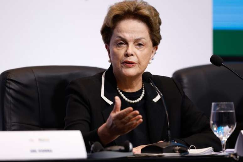 Dilma terá indenização de R$ 17,5 mil por mês e R$ 6,6 milhões em retroativos por perseguição na ditadura