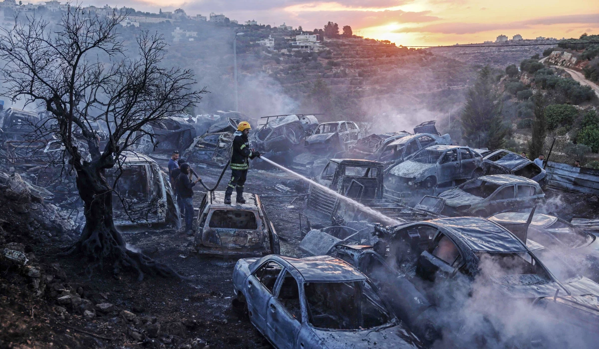 Israelenses lamentam no aniversário do ataque de 7 de outubro, enquanto os palestinos lidam com a guerra que ele desencadeou