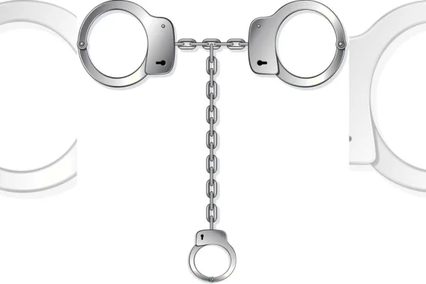 Locktober: sexóloga explica fetiche e riscos de trancar pênis em gaiola