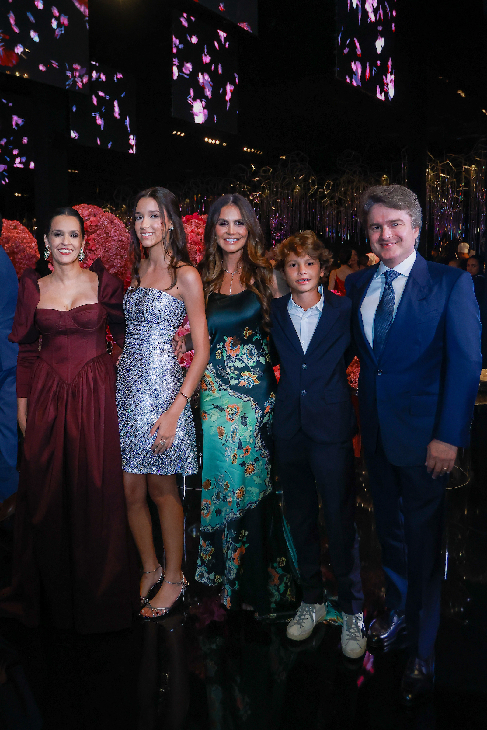 15 anos de Marita Estevão Lira agita capital federal com atrações ilustres