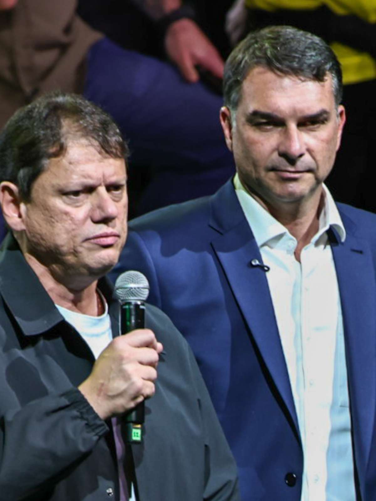 Palanque esvaziado e governador mais ativo: como a vitória de Tarcísio em SP pode interferir na corrida presidencial entre Flávio e Lula