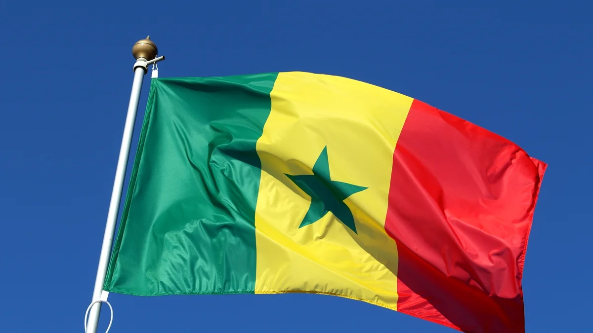 Senegal reprime população LGBTQIA+ com prisões e testes forçados de HIV