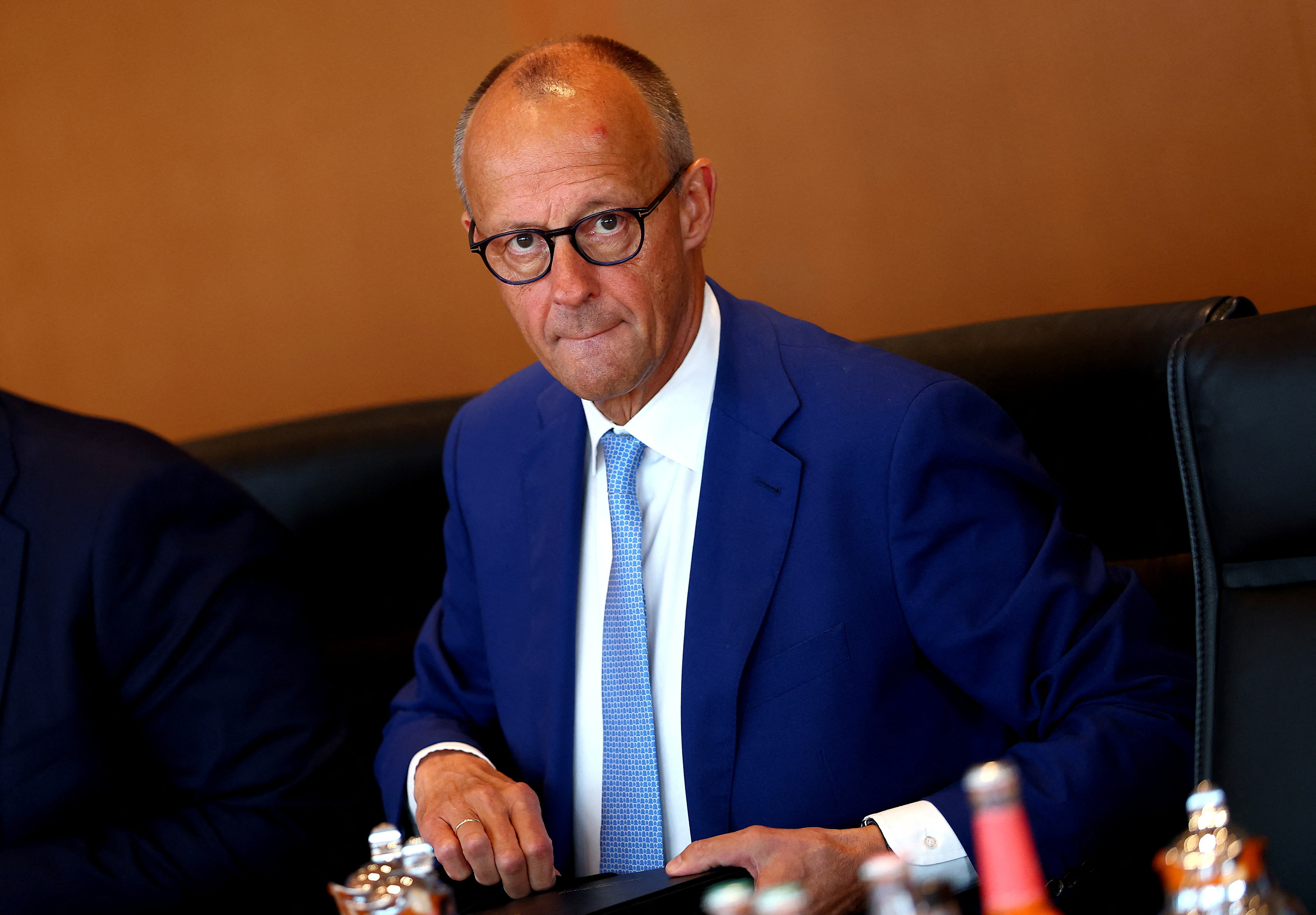 A chanceler alemã Merz chega a Kiev para finalizar acordo de drones e liberar ajuda