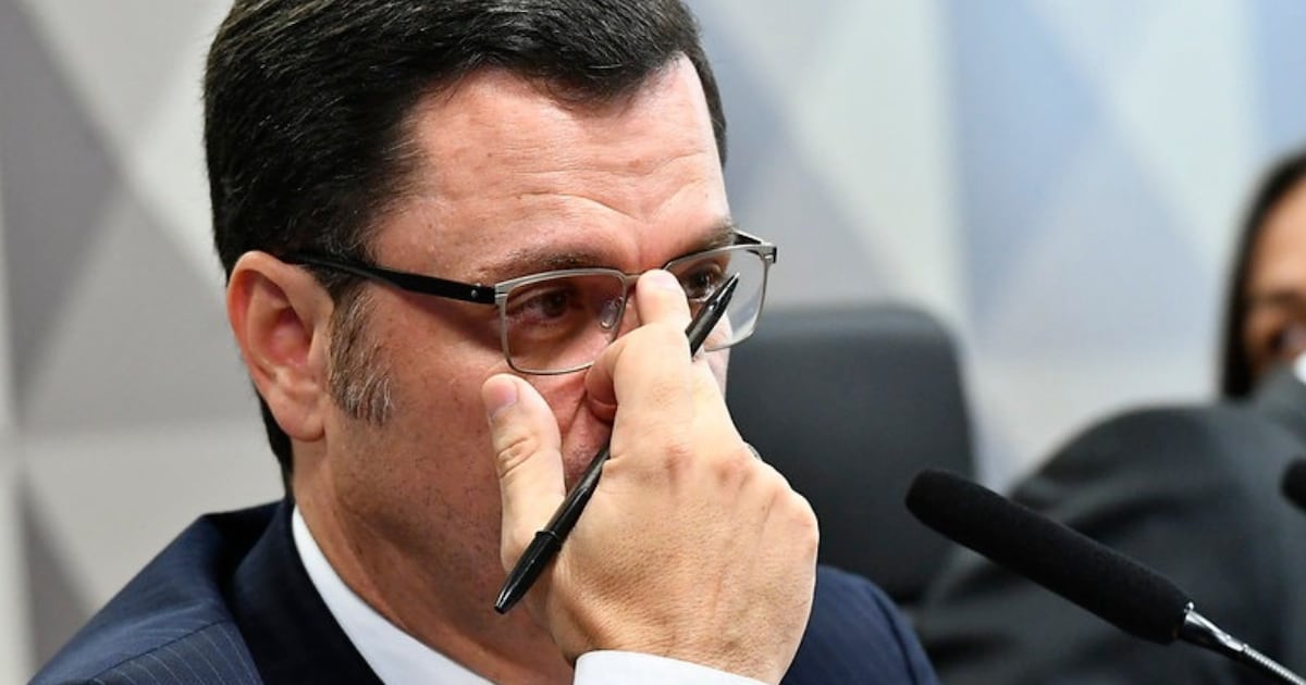 Anderson Torres, ex-ministro de Jair Bolsonaro, é punido com censura ética por atacar urnas