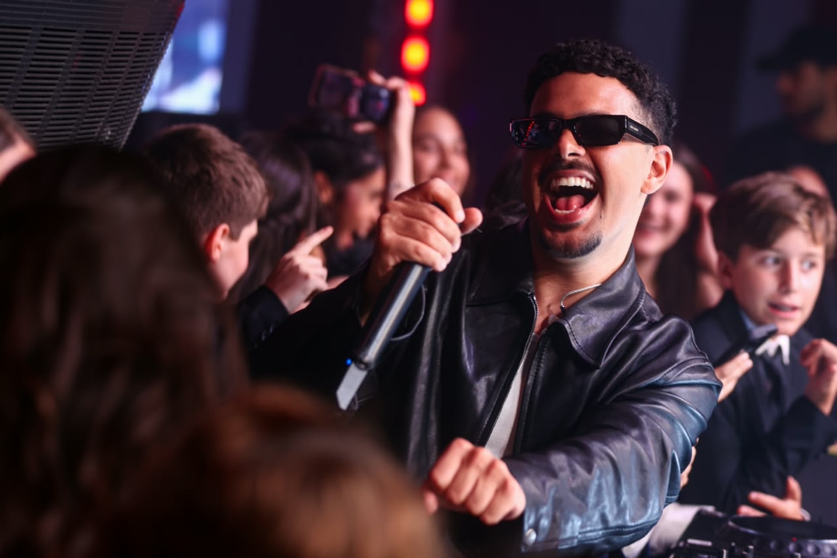 Keinemusik e Pedro Sampaio animam aniversário de Marita Estevão Lira