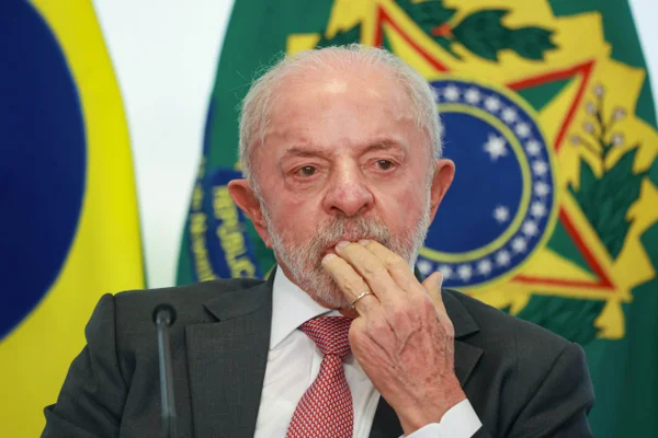 Lula encolhe em 25 estados e perde 1,7 milhão de votos no Sudeste