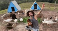 Catherine Bascoy, Gabriel Torres e Tina Calamba estão na quinta Roça de A Fazenda 18