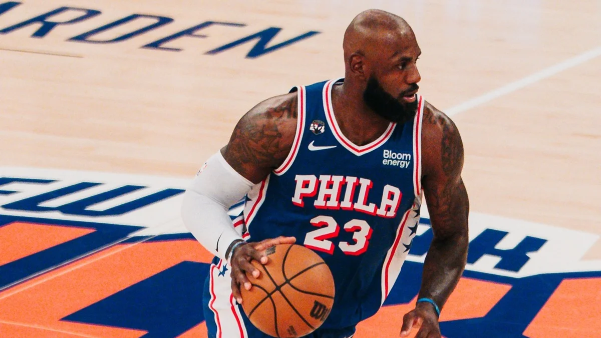 Em estreia de LeBron James, 76ers batem campeões Knicks em 1° jogo da NBA