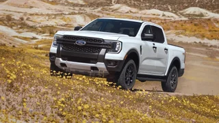 Ford derruba preços da Ranger para encarar Toyota Hilux