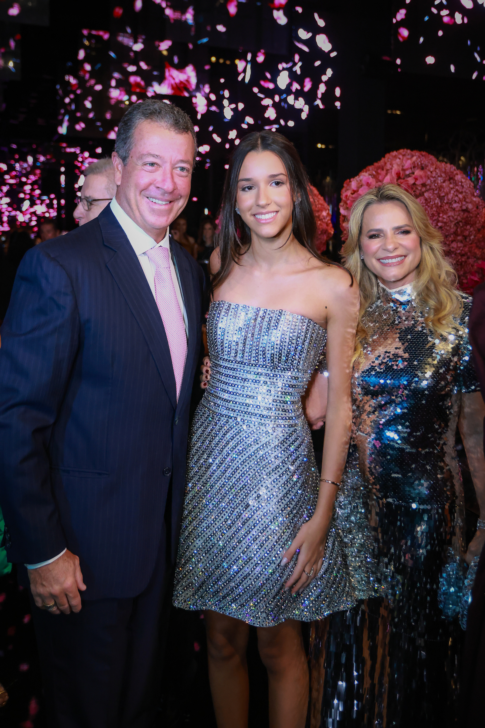 15 anos de Marita Estevão Lira agita capital federal com atrações ilustres