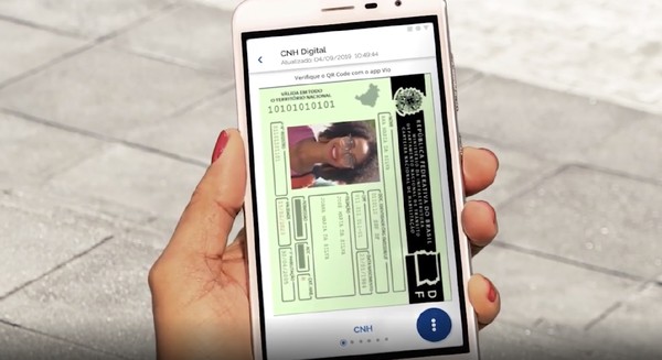 Celular roubado? Veja como impedir o acesso à sua CNH digital