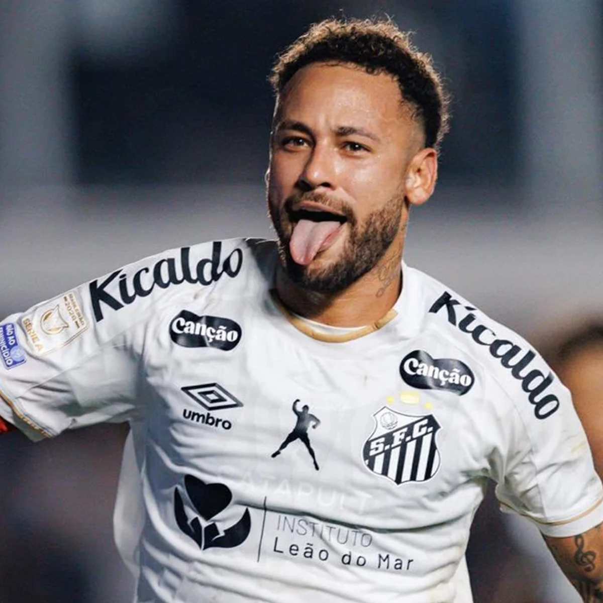 Neymar quebra jejum e volta a marcar gols após mais de dois meses