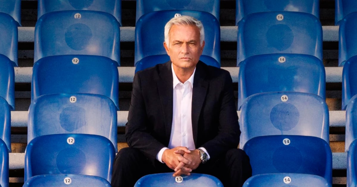 Mourinho prepara sua lista de cortes no elenco do Real Madrid: quem vai sair e quem vai ficar?