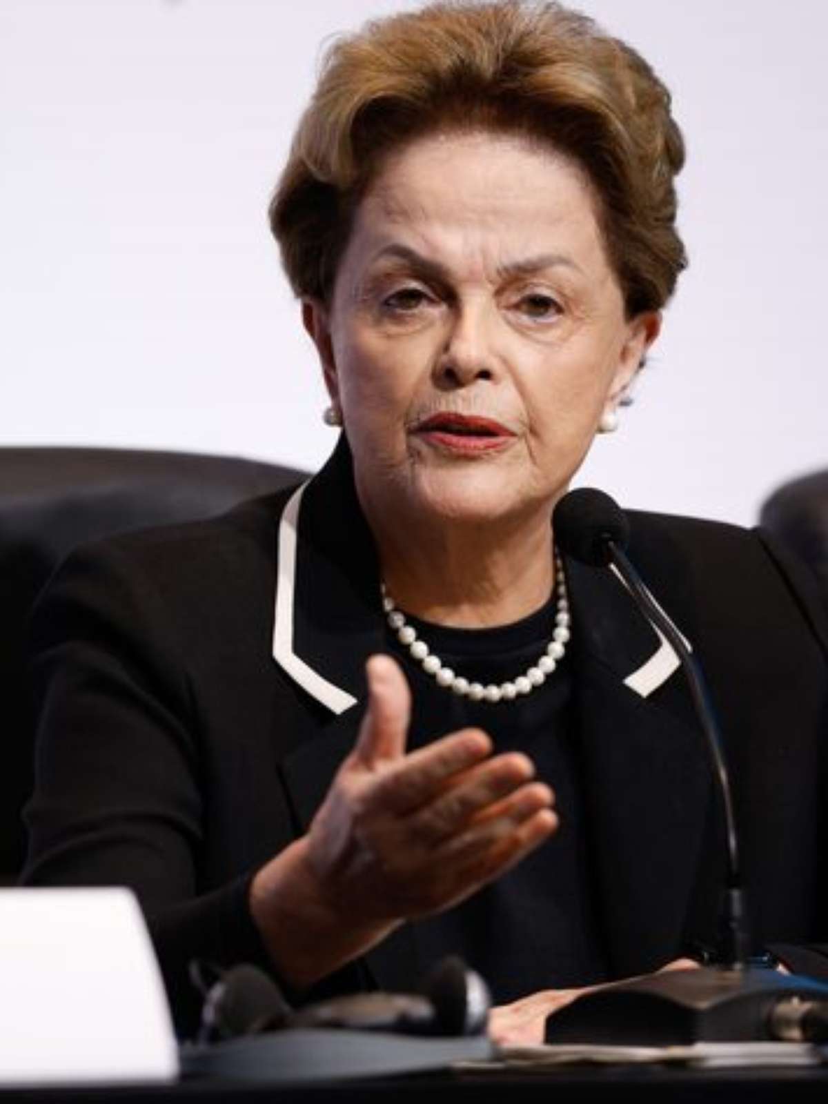 Dilma terá indenização de R$ 17,5 mil por mês e R$ 6,6 milhões em retroativos por perseguição na ditadura